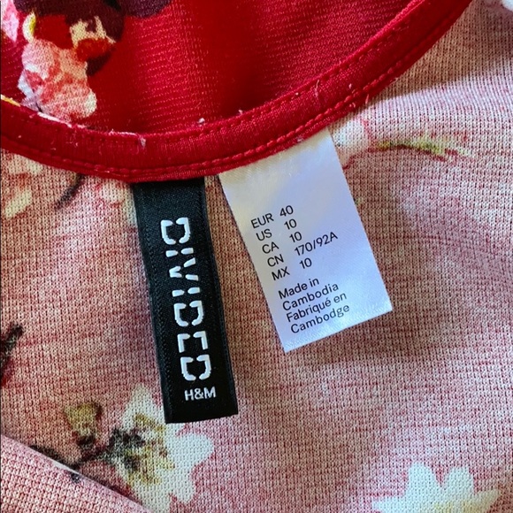 Red floral summer dress - Picture 3 of 3